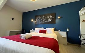 Brit Hôtel du Parc Niort Centre-Parking gratuit